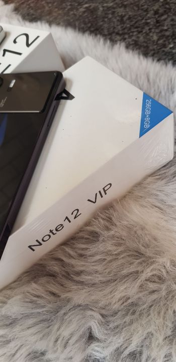 INFINIX%20NOTE%2012%20VIP%208/256%20GB%20-%20Image%204