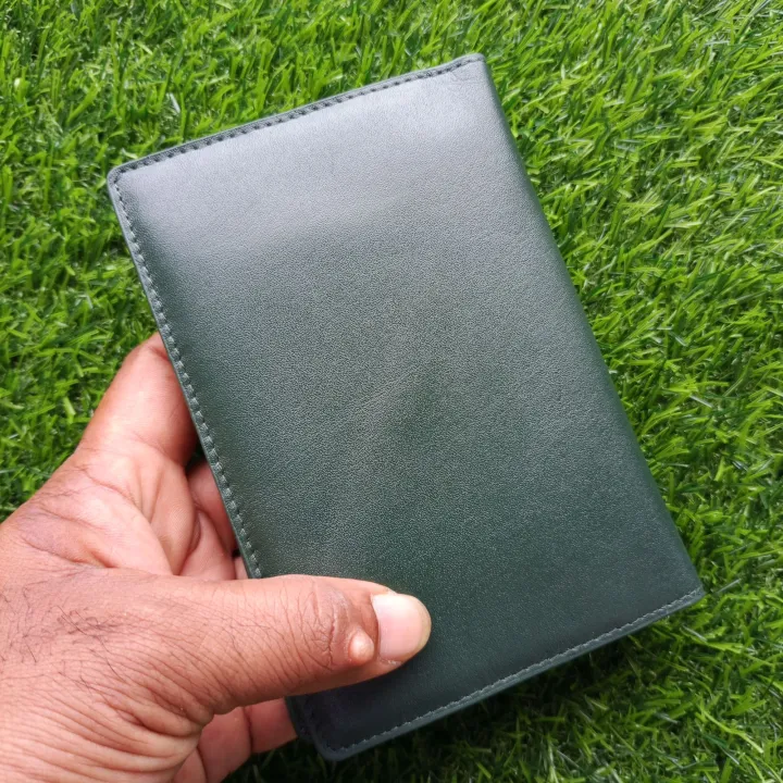 MODEL:%20NL-08%20Pure%20Cow%20Leather%20Stylish%20Passport%20Holder%20-%20Image%206