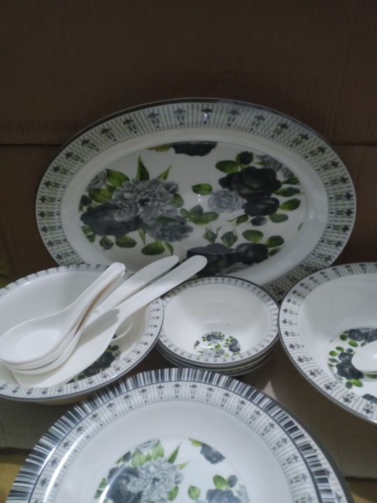 Dinner set 24 pcs