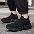 MAEDEF Men's Running Shoes Lightweight Breathable Mesh Elastic Comfortable Durable Fashion Casual  Hot Selling  Sports Sneakers. 