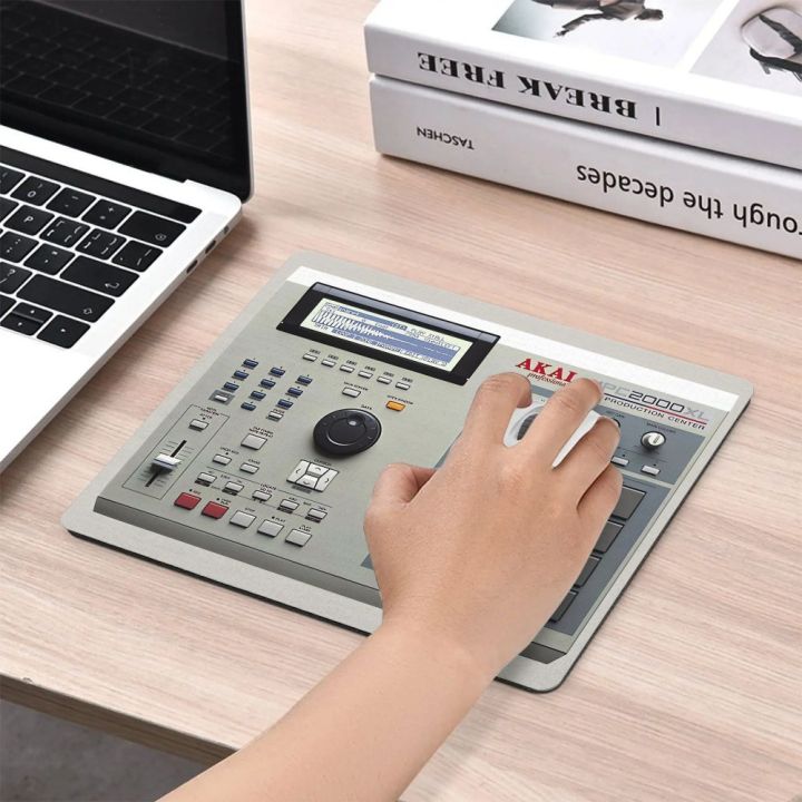 AKAI%20MPC%202000XL%20Retro%20MIDI%20Production%20Center%20Large%20Gaming%20Mouse%20Pad%20-%20Image%206
