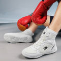 New Boxing Shoe Men White Professional Lightweight Training Wrestling Shoes Fighting Fighting Sanda Weightlifting Squat Sneakers. 