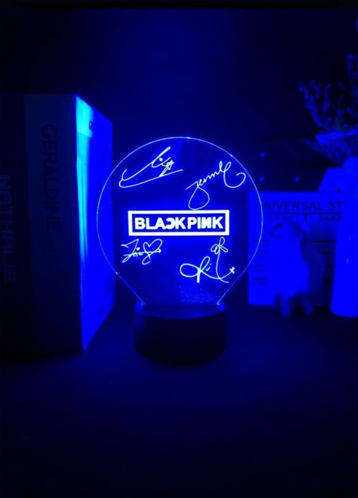 BLACKPINK%20Signatures%20Logo%20LED%20Lemp%20-%20Image%202
