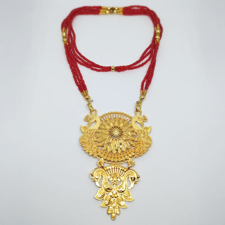 Gold Plated Traditional Alloy Necklace for Women and Girls Medium Size Stylish Party Wear Jewelry