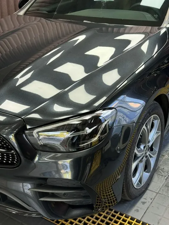 Premium%20Bright%20Sparkle%20Gloss%20Metallic%20Black%20White%20Car%20Vinyl%20Wrap%20Film%20Stickers%20Waterproof%20Vehicle%20Motorcycle%20Bicycle%20Decoration%20-%20Image%204