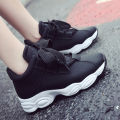 Tsion very much sneakers, Korean fashion shoes are very beautiful, mother wear it, small feet, slender feet are small feet, cute feet, all sets, every look say that it is very worth it.. 