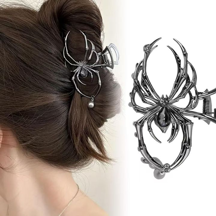 Women's Y2K Sweet Personalized Hair Clip Rhinestone Imitation Pearl Alloy Metal Skull Spider Claw Design for Daily Use