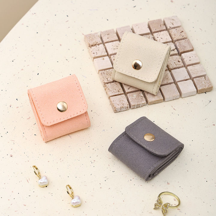 Fashion%20Velvet%20Jewelry%20Display%20Bag%20Container%20Foldable%20Necklace%20Ring%20Packing%20Bag%20Storage%20Case%20Earrings%20Organizer%20Jewelry%20Packing%20-%20Image%203