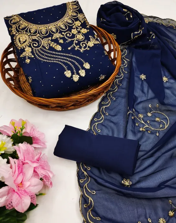 All%20new%20Pakistani%20design%20three%20piece%20collection.%20-%20Image%202