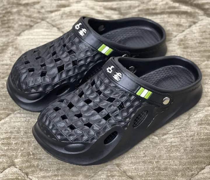 Mens%20New%20Clogs%20Slip-on%20Closed%20Toe%20Cap%20Hole%20Soft%20Sole%20EVA%20Walking%20Crocs%20Sandals%20-%20Image%203