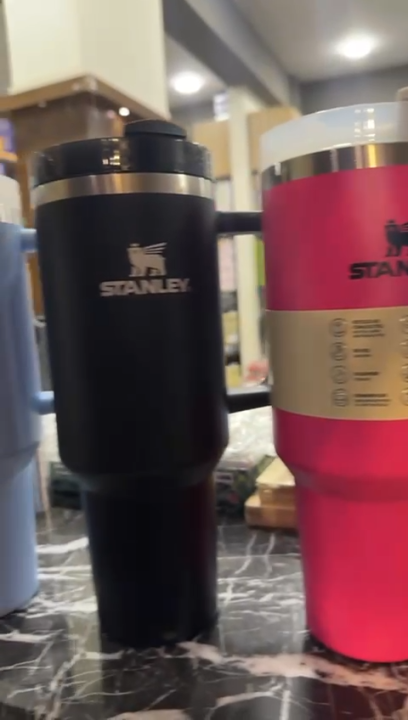 Stanley IceFlow Flip Straw Water Bottle With Straw 0.89L - Keeps Cold For 12+ Hours - Leakproof - Stainless Steel Water Bottle - BPA-Free Travel Mug - Easy to Carry - Dishwasher Safe - Tigerlily Plum 360ml portable