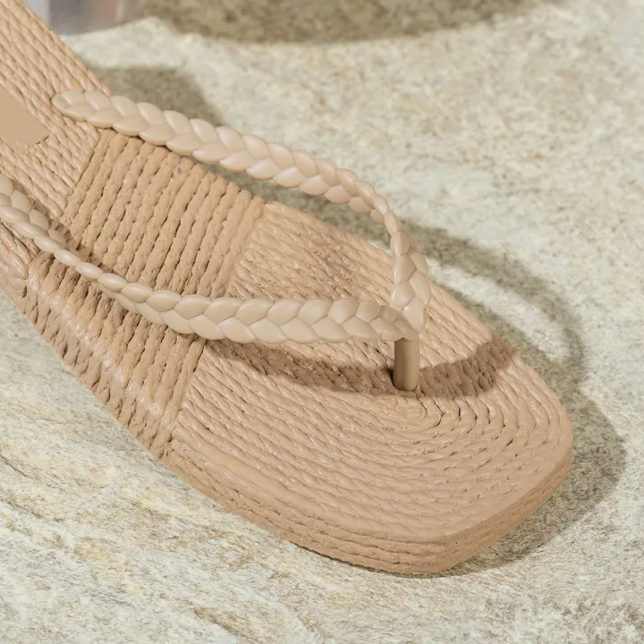 Women's%20Summer%20Beach%20Vacation%20Square-Toe%20Comfortable%20Open-Toe%20Waterproof%20Non-Slip%20Flat%20Flip-Flops,%20Casual%20Home-Style%20Flip-Flops%20-%20Image%206