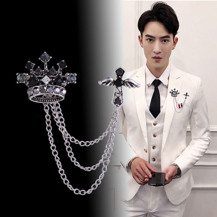 1 PC fashion lapel pin brooch love Accessories Women men brooches jewelry New Rhinestone Brooch Crown Crystal brooches for