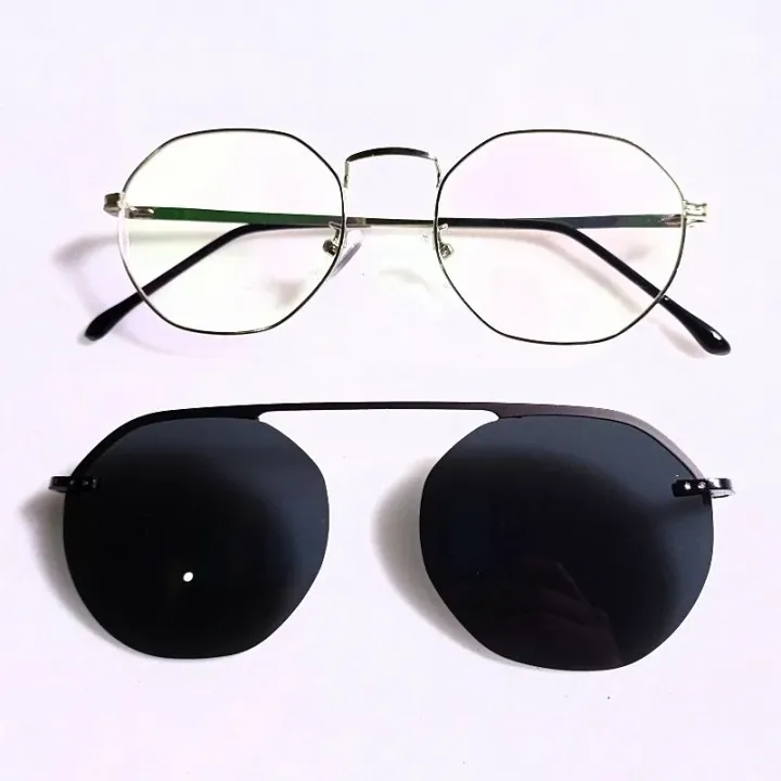 Eye%20frame%20with%20polarized%20attachment%20mirror%20-%20Image%202