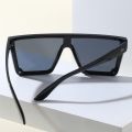 European and American Trendy Large Frame One-piece Sunglasses 2024 New Men and Women Street Photography Driving Sunglasses Retro.