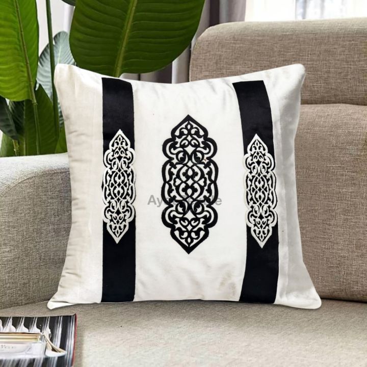Luxury%20Laser%20Cut%20Velvet%20Cushion%20Covers%20-%20Image%208