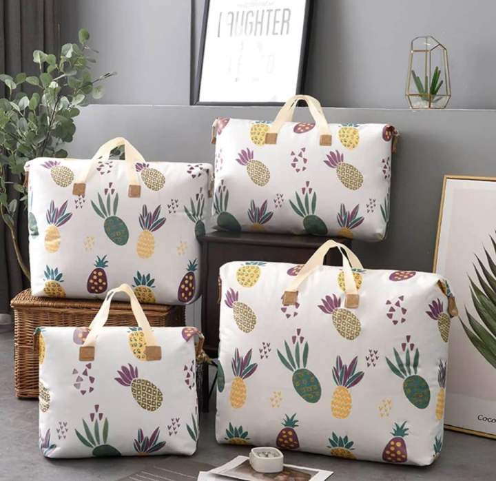 Non Woven Fabric Clothes Storage Bag Pineapple Pattern Quilt Storage Bag For Home Size 72 x 40 CM