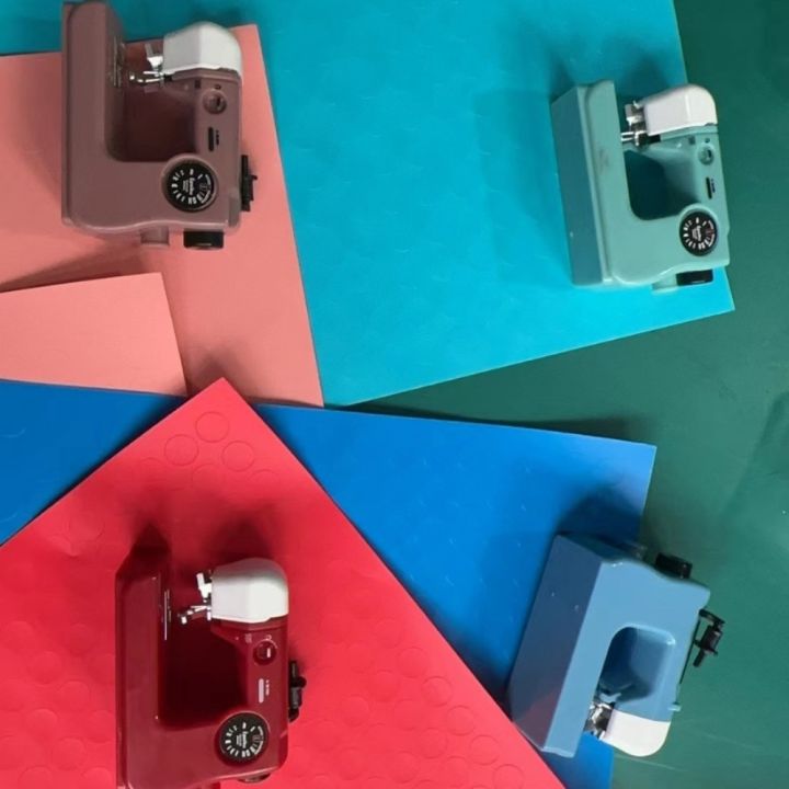 Portable%20Sewing%20Machine%20Mold%20Mini%20Electric%20Household%20Crafting%20Mending%20Overlock%2012%20Stitches%20Miniature%20Desk%20Ornaments%20-%20Image%202