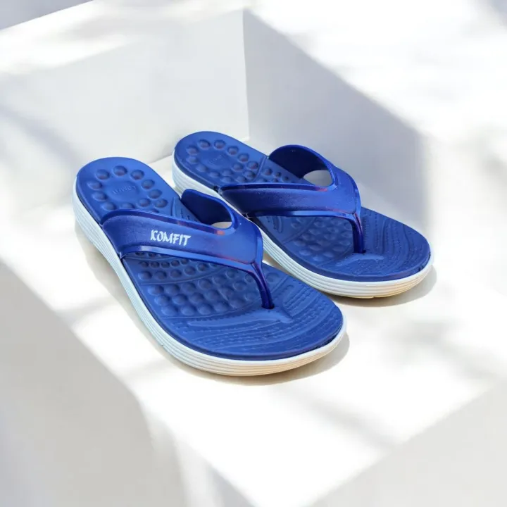 Plastic%20Massager%20Flip%20Flop%20Slippers%20for%20Women%20%E2%80%93%20Soft,%20Waterproof,%20Comfortable%20Chappals%20with%20Firm%20Grip%20-%20Image%209