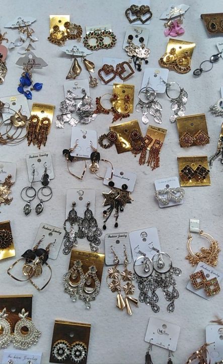 New style Gorgeous Earnings for Girls and women