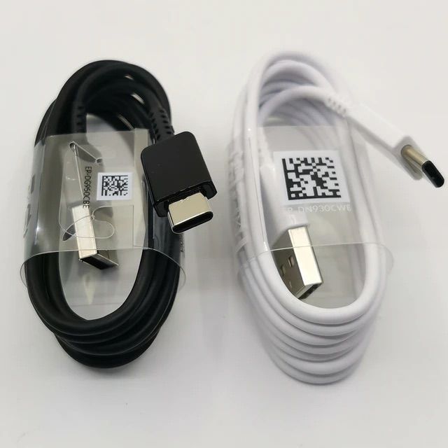 Samsung%20Fast%20Charger%20Travel%20Adapter%20(15W)%20with%20USB-C%20to%20USB-A%20cable%20AAA%20Grade%20-%20Image%203