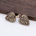 1pc Retro Plating Duckbill Buckle Clothing Decor Chain Cardigan Clip Sweater Blouse Clip Clothing Decoration Brooch Pins.