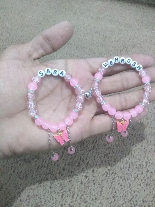 Customized%20Name%20Beaded%20Friendship%20Bracelet%20for%20Girls%20%E2%80%93%20Butterfly%20Charm%20Design,%20Personal%20Name%20Jewelry%20Gift%20for%20Best%20Friends%20&%20Sisters%20-%20Image%203