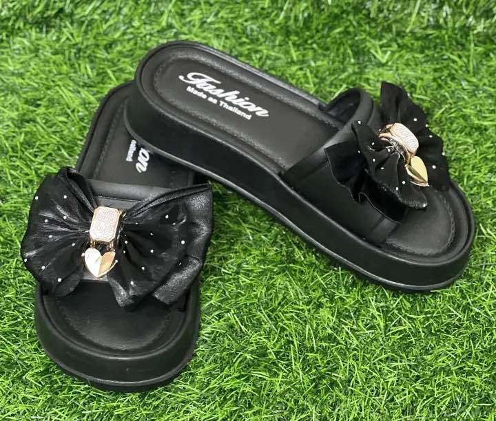 New%20Butterfly%20Net%20Design%20Thick%20Sole%20Slippers%20%E2%80%93%20Stylish%20Sandals%20for%20Girls,%20Ladies%20&%20Women%20-%20Image%208