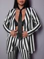 Black and white striped women's suit Jacket Niche 2024 Spring new holiday party high-end suit jacket Women's casual loose coat. 