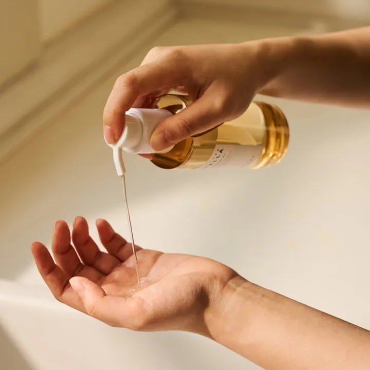 SKIN1004%20Madagascar%20Centella%20Light%20Cleansing%20oil%20200ml%20-%20Image%204