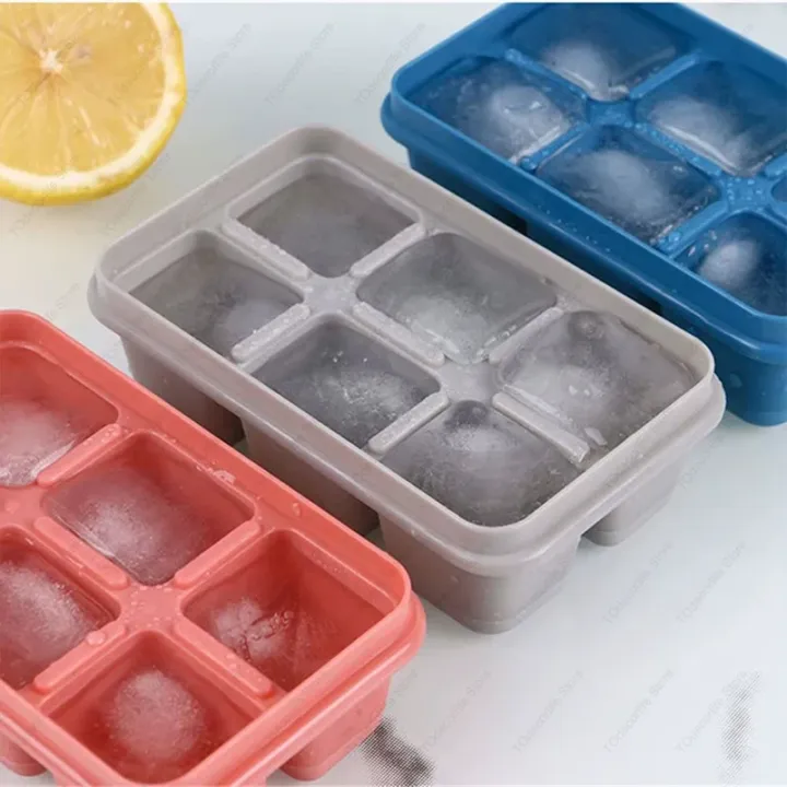 Ijsblokjes%20Mini%20Ice%20Cube%20Trays%20Easy%20Release%20Silicone%20Bottom%20Stackable%20Small%20Ice%20Cube%20Molds%20with%20Airtight%20Lid%20for%20Drink%20Freezer%20-%20Image%202