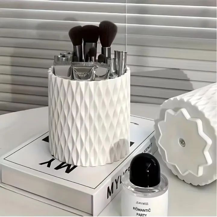 360%20Rotation%20Large%20Capacity%20Makeup%20Brush%20Bucket%20Lipstick%20Eyebrow%20Pencil%20Eye%20Shadow%20Brush%20Storage%20Cartridge%20Portable%20Brush%20Storag%20-%20Image%202