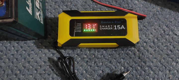 15%20Amp%2012%20volt%20battery%20charger,%20220v%20to%2012v%20dc%20charger%20-%20Image%203