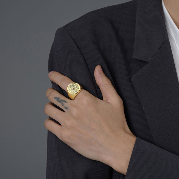 VQYSKO%20Solomon%20Six-Pointed%20Star%2012%20Constellation%20Round%20Signet%20Rings%20Stainless%20Steel%20Band%20for%20Men%20Women%20-%20Image%203