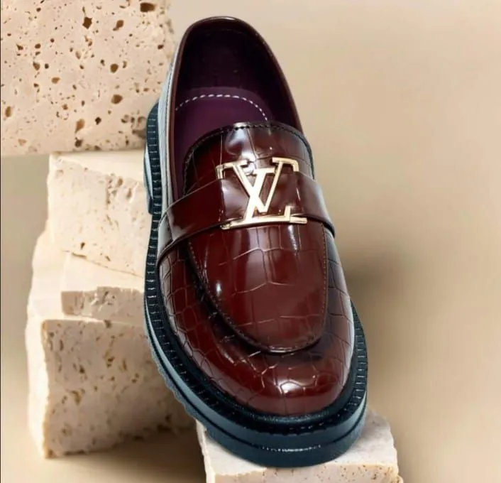 Pumpy%20shoes%20are%20designed%20in%20very%20beautiful%20brown%20color%20for%20men%20and%20boys%20which%20are%20very%20special%20and%20very%20strong%20and%20their%20sole%20is%20also%20very%20thick%20and%20they%20look%20very%20stylish%20to%20wear.%20-%20Image%209