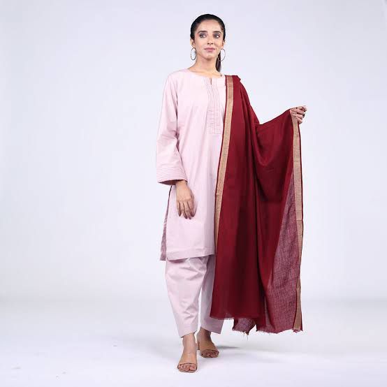 Pashmina%20Shawl%20At%20grand%20sale%20price%20-%20Image%202