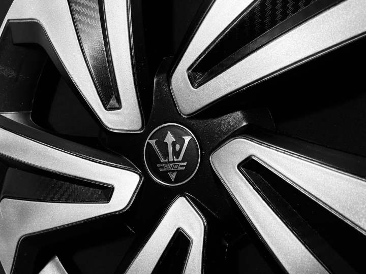 SUZUKI%20MEHRAN%20WHEEL%20COVERS%2012"%20inches%7C%20STYLISH%20WHEEL%20CUPS%20-%20Image%203