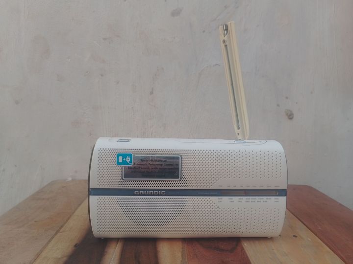 Radio Grundig FM.MW.LW. Beautiful Antique Piece Best Condition ...