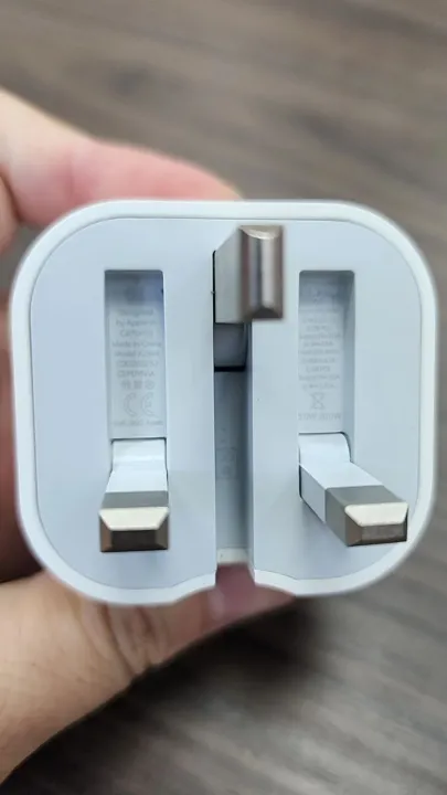 Iphone%20Original%20Charger%20PD%203Pin%2020W%20-%20Image%205
