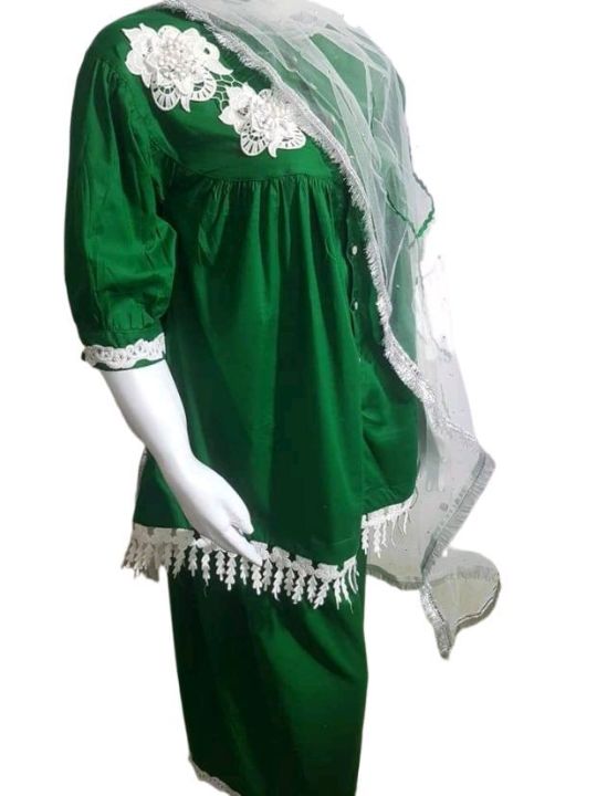 Emerald%20Elegance:%20Green%20Short%20Shirt%20with%20Plazo%20and%20White%20Lace%20Work%20-%20Image%204