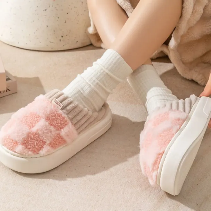 Fashion%20Couple%20Winter%20Slides%20Warm%20Plaid%20Fluffy%20Slippers%20Soft%20Sole%20Flip%20Flops%20For%20Women%20And%20Men%20Home%20Indoor%20Non-slip%20Cotton%20Shoes%20-%20Image%204