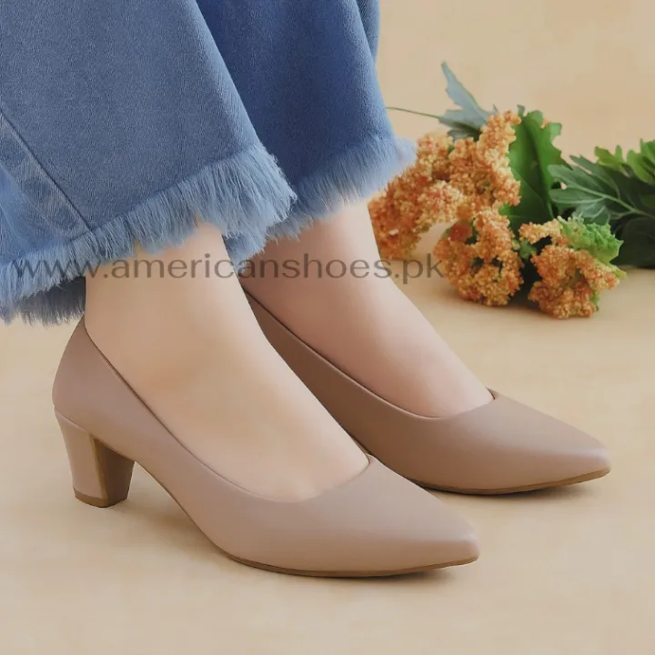 American%20Block%20Heel%20Pumps%20&%20Court%20Shoes%20Classic%20Design%20Elegant%20Heels%20for%20Everyday%20Wear%20European%20Coat%20Shoes%20-%20Image%207