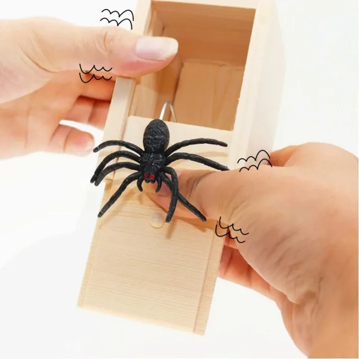 Tricky%20Toy%20Simulation%20Spider%20Wooden%20Box%20Spoof%20Insect%20Spider%20Box%20Creative%20Haunted%20House%20Horror%20Scene%20Layout%20Small%20Wooden%20Box%20-%20Image%202