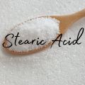 Stearic Acid 99.5% Purity. ( 100 gm ), Made in China..