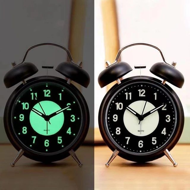 4%20Inch%20Twin%20Bell%20Loud%20Alarm%20Clock%20Metal%20Frame%203D%20Dial%20with%20Backlight%20Battery%20Operate%20Desk%20Table%20Alarm%20Clock%20For%20Home%20and%20Office%20-%20Image%202
