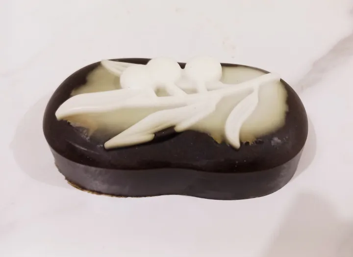 handmade%20herbal%20guava%20leaf%20soap%20antiwrinkle%20antiaging%20-%20Image%206