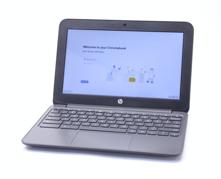 Hp%20chromebook%20G5%20windows%20%2010%20and%20playstore%20supported,%208%20hour%20battery%20backup,%C2%A0%204Gb%20Ram%2016gb%20ssd%20(expendable%20sd%20card)%20-%20Image%204