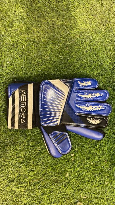 WEMORA Soccer Goal-keeper Gloves for Kids Youth Junior Boys