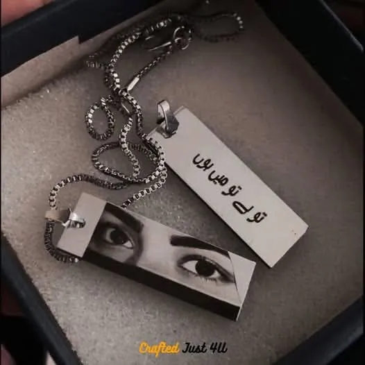 Customized%20Eyes%20Locket%20-%20Unique%20Photo%20Jewelry%20for%20Girls%20&%20Memory%20Keepsakes%20for%20Loved%20Ones%20-%20Image%205