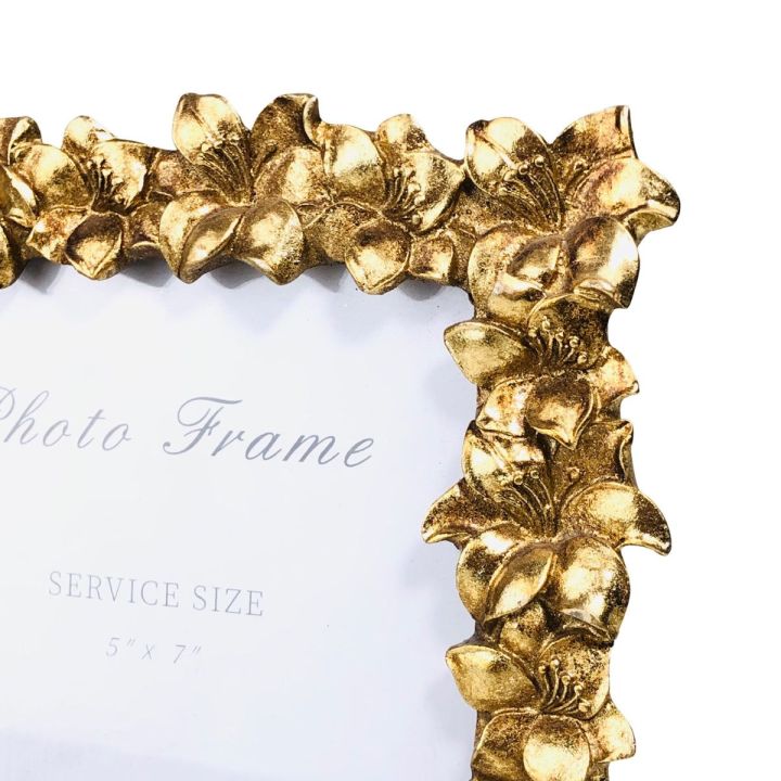 Photo%20frame%20%7C%20Floral%20edge%20photo%20frame%20%7C%20Polyresin%20Photo%20Frame%20%7C%20golden%20photo%20frame%20%7C%20%20American%20Style%20Rose%20Photo%20Frame%20Rose%20Gold%20Modeling%20Creativity%20Light%20Luxury%20Setting%20%20Photo%20Frame%20Picture%20Frames%20-%20Image%203